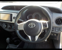 Toyota Vitz 2015