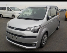 Toyota Spade 2015