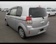 Toyota Spade 2015
