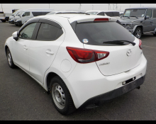 Mazda Demio 2015