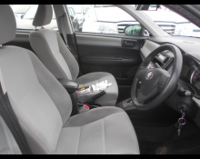 Toyota Corolla Axio 2015