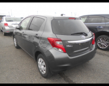 Toyota Vitz 2015