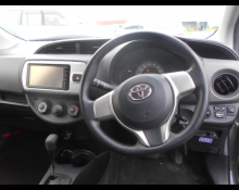 Toyota Vitz 2015