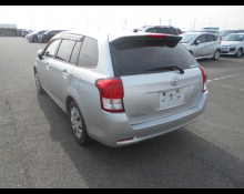 Toyota Corolla Fielder 2015