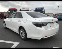 Toyota Mark X 2017