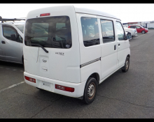 Daihatsu Hijet Cargo 2015
