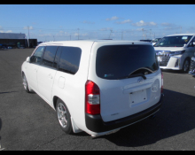 Toyota Succeed Van 2015