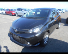 Toyota Vitz 2015