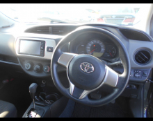 Toyota Vitz 2015