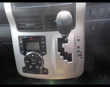 Toyota Voxy 2012