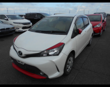 Toyota Vitz 2015
