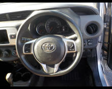 Toyota Vitz 2015