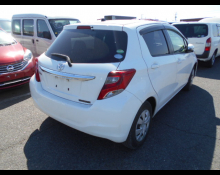 Toyota Vitz 2015