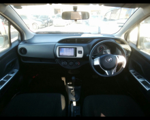 Toyota Vitz 2015
