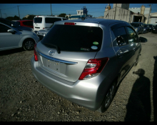 Toyota Vitz 2015