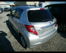 Toyota Vitz 2015