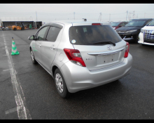 Toyota Vitz 2015