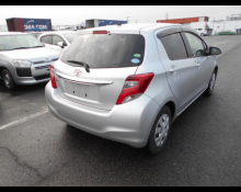 Toyota Vitz 2015