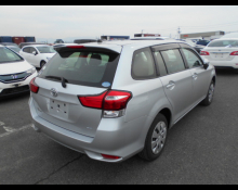 Toyota Corolla Fielder 2016
