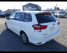 Toyota Corolla Fielder 2015