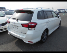 Toyota Corolla Fielder 2015
