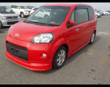 Toyota Porte 2015