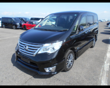 Nissan Serena 2015