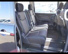 Nissan Serena 2015