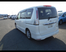 Nissan Serena 2012