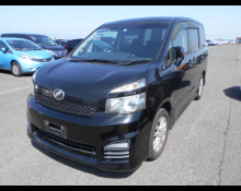 Toyota Voxy 2012