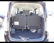 Toyota Voxy 2012