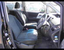 Toyota Voxy 2012