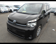 Toyota Voxy 2012