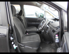 Toyota Voxy 2012