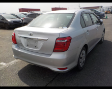 Toyota Corolla Axio 2016