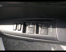 Toyota Corolla Axio 2016