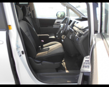 Toyota Noah 2008