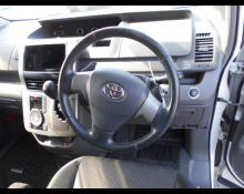 Toyota Noah 2008