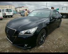 Toyota Crown Hybrid 2015