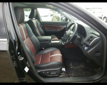 Toyota Crown Hybrid 2015