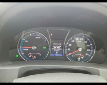 Toyota Crown Hybrid 2015