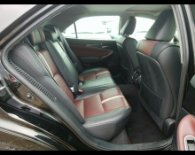 Toyota Crown Hybrid 2015