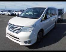 Nissan Serena 2015