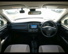 Toyota Corolla Axio 2016