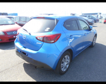 Mazda Demio 2015