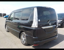 Nissan Serena 2015