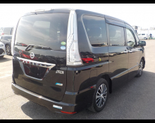 Nissan Serena 2015