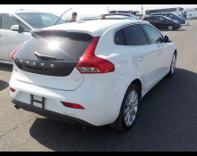 Volvo V40 2015