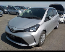 Toyota Vitz 2015