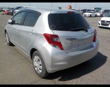 Toyota Vitz 2015